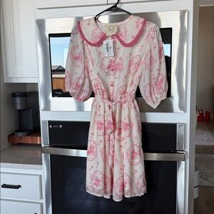 Fantastic Fawn Pink & White dress